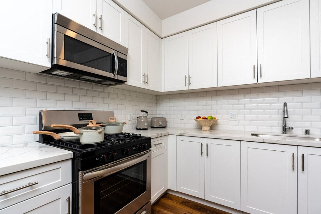 Well Equipped Kitchen at Fedora Bliss LLC, Woodland Hills, CA, 91367