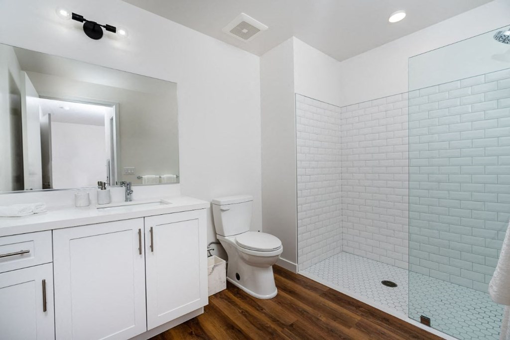 Bathroom Accessories at Fedora Bliss LLC, Woodland Hills, California