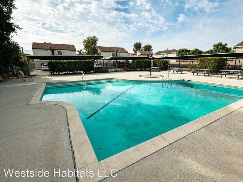 Sparkling Swimming Pool at The Canyons at Santa Clarita, Newhall, California