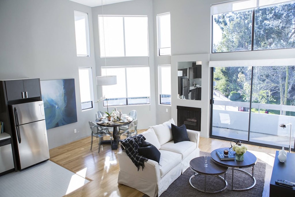 Living Area With Dining  at 888 Hilgard – Furnished Apartments, Los Angeles, CA, 90024