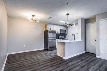 5905 Airways Blvd. 1-3 Beds Apartment for Rent - Photo Gallery 5