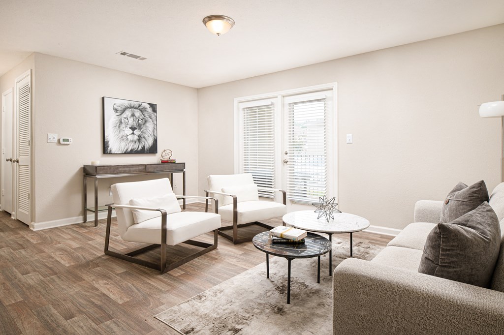 Living Room with Sofa at Arbor Park Apartments, Jackson, MS, 39209