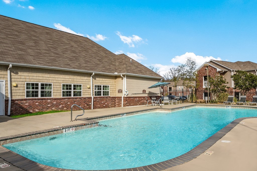 Swimming Pool at Cameron Park Apartments, Jackson, MS, 39209