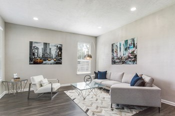 Living room Living room at Arbor Park Apartments, Mississippi - Photo Gallery 5