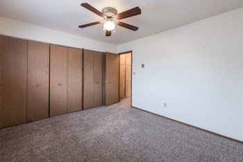 Ceiling Fans in Apartments Ceiling fans in apartments at Chatham Village Apartments, Columbus, OH - Photo Gallery 5