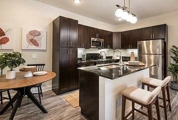 4216 Bowman Rd. 1-3 Beds Apartment for Rent - Photo Gallery 4