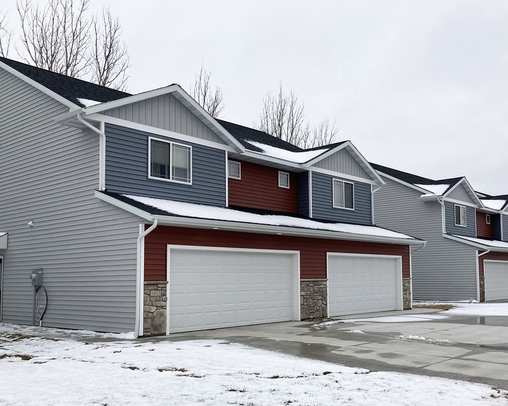 Willow Creek Townhomes