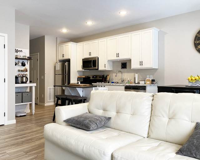 Willow Creek Townhomes