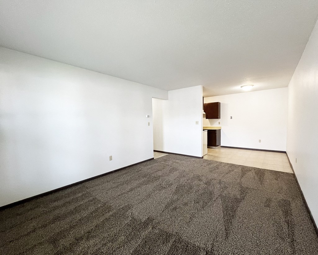 Hilltop Lane West Apartments