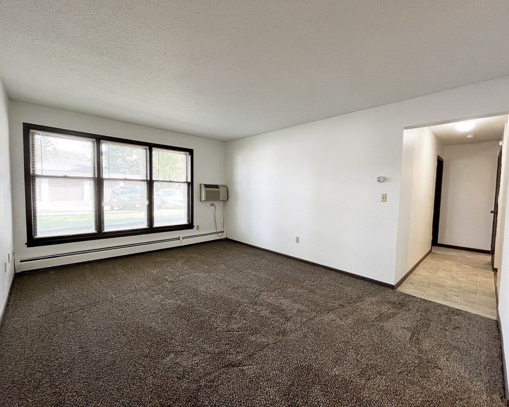 Hilltop Lane West Apartments