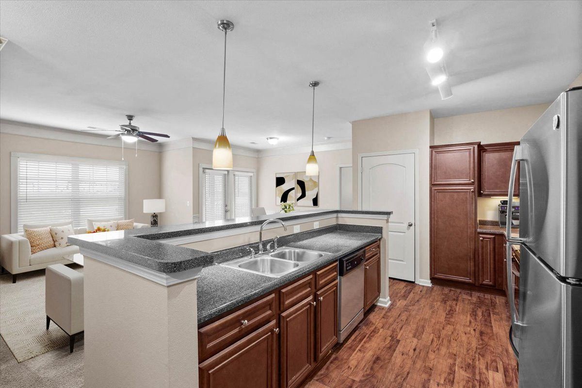 Stonepost Ranch Apartment Homes, 12801 W. 136th Street, Overland Park ...
