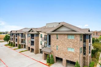 2250 S. Valley Parkway 1-3 Beds Apartment for Rent - Photo Gallery 2