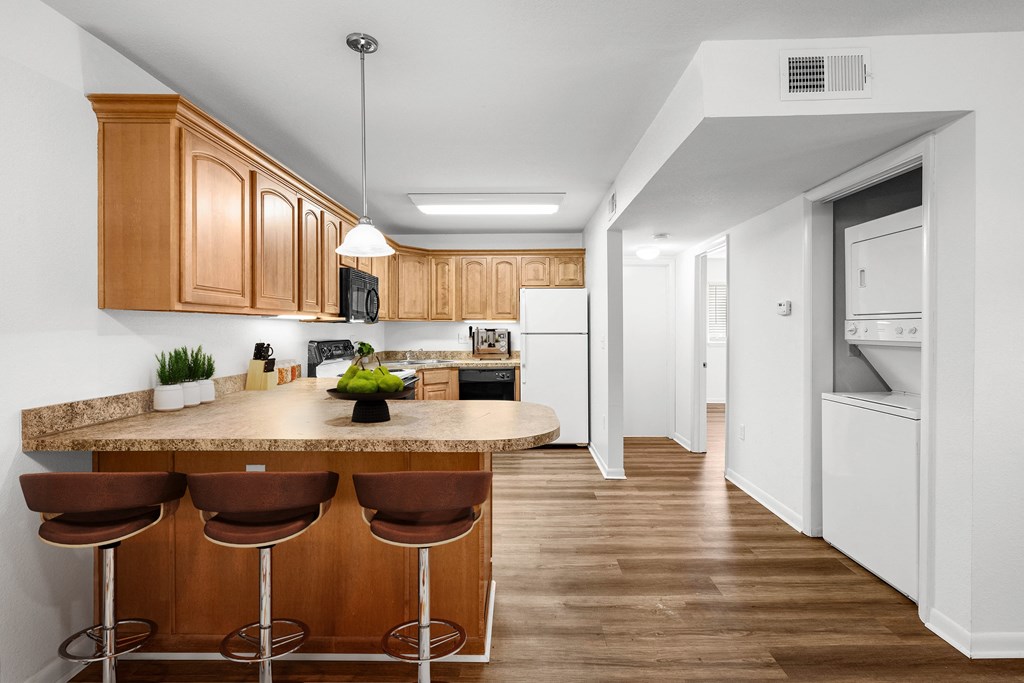 Kitchen at Malvern Hill Apartment Homes, 66103, KS, 66214