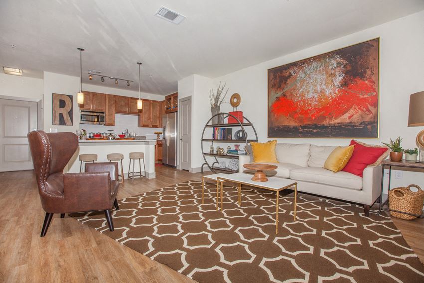 Ovation At Lewisville Apartment Homes, 2250 S. Valley Parkway