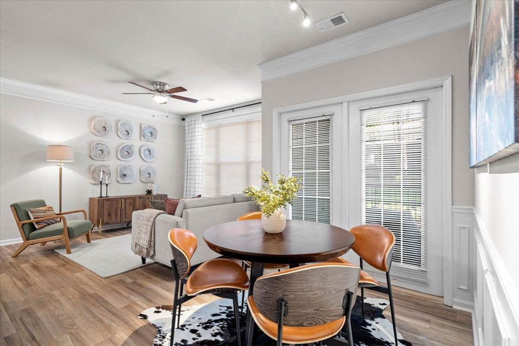 Open Floor Plans at Deer Creek Apartment Homes