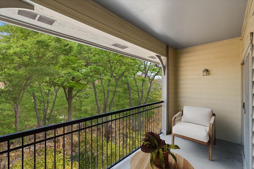 Large Balcony at Crescent Apartment Homes, Lenexa, 66219