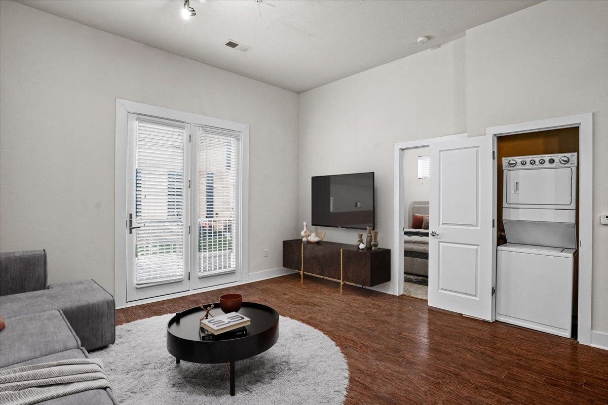 West 39th Street Apartments in Kansas City, MO