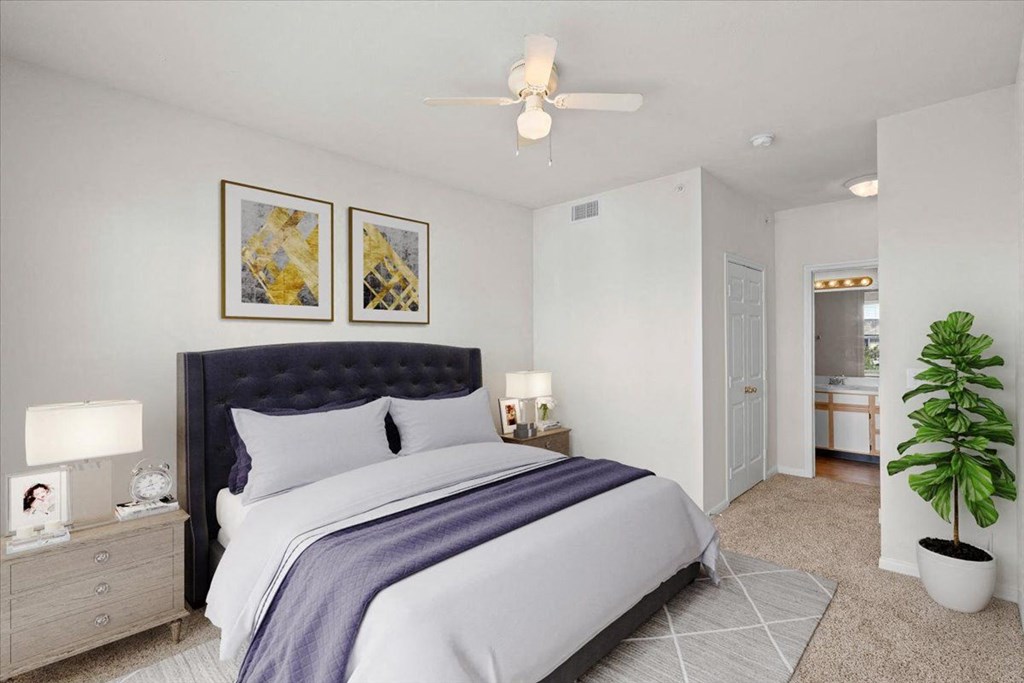 Gorgeous Bedroom at Crescent Apartment Homes, Lenexa, KS
