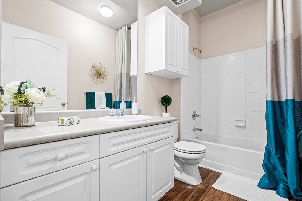 create memories that last a lifetime in your new home at Creekside, Overland Park, Kansas