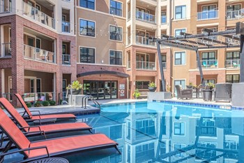 4551 Pennsylvania Ave 1-2 Beds Apartment for Rent - Photo Gallery 2
