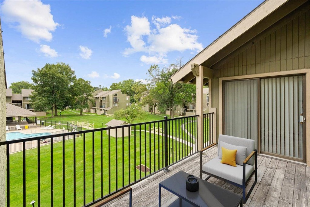Balcony with clear sky view at Bremerton Park Apartment Homes , Prairie Village, Kansas