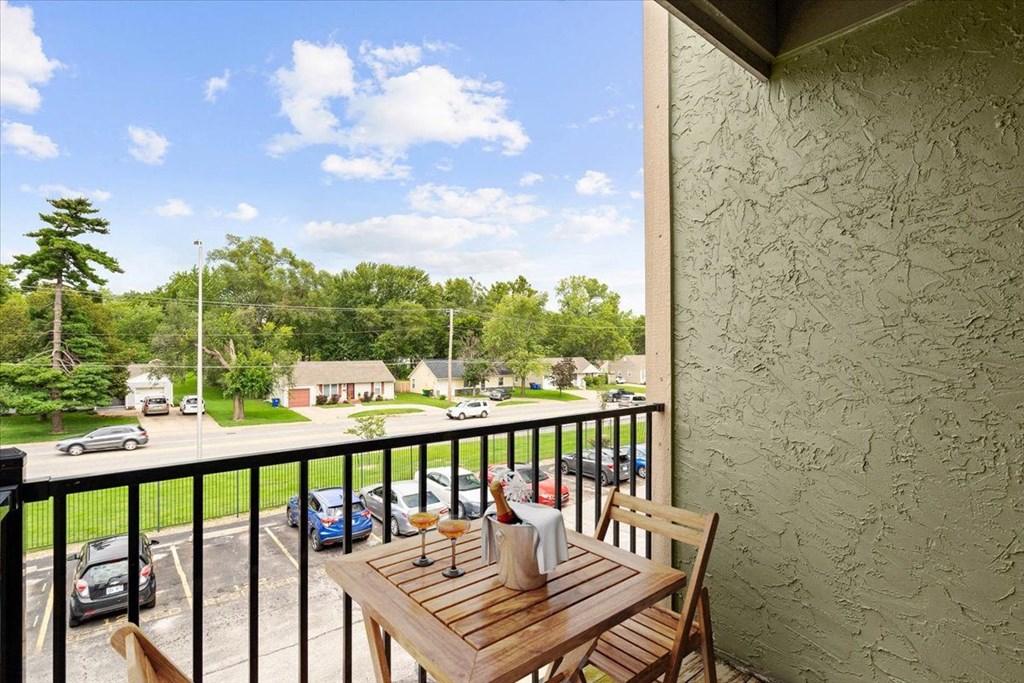 Balcony with view at Bremerton Park Apartment Homes , Prairie Village, KS, 66204