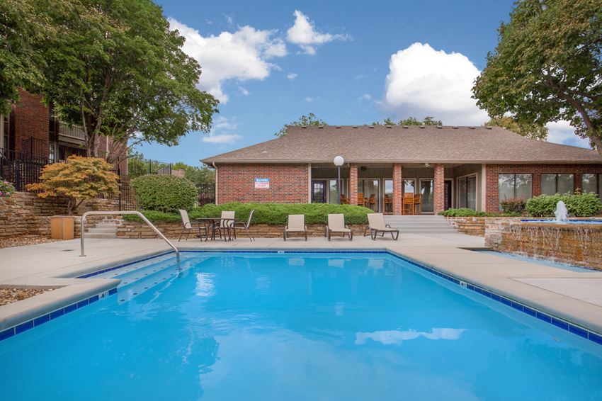 Swimming pool view Swimming pool view at Coventry Oaks Apartments, Kansas - Photo Gallery