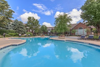 11920 Oakmont St 1-3 Beds Apartment for Rent - Photo Gallery 4