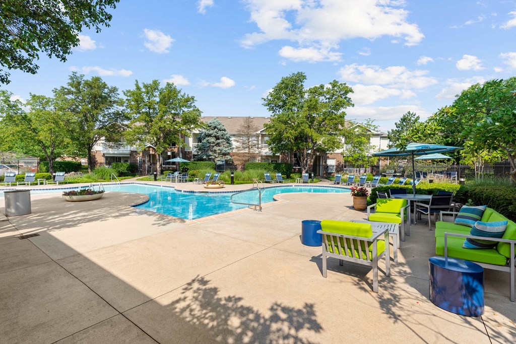 our apartments offer a swimming pool at Creekside, Overland Park, 66213
