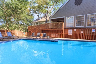 pool  at Creekview Apartment Homes, Dallas, 75254 - Photo Gallery 4