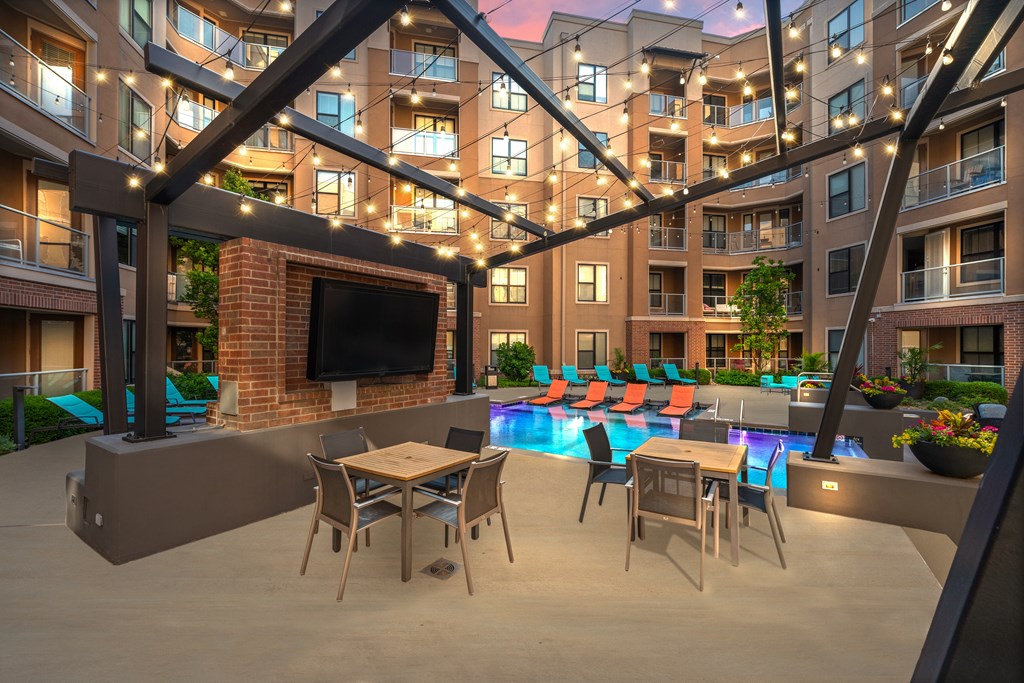 A modern outdoor patio at 46 Penn Apartment Homes, Kansas City, MO, 64111