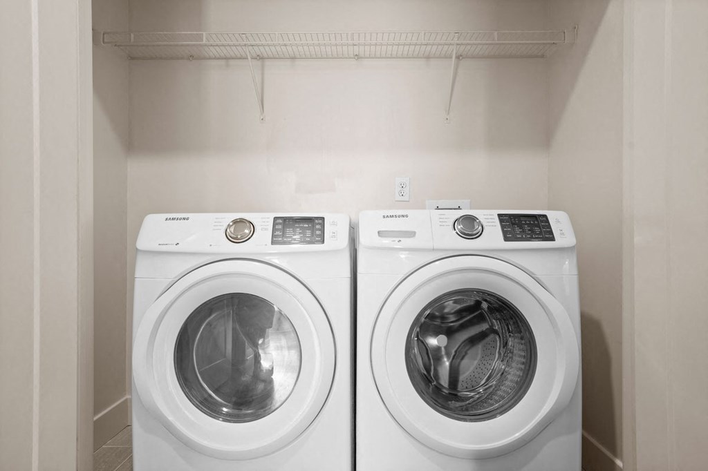 Included Washer & Dryer at Mirabelle Luxury Apartments, Kansas City 64111