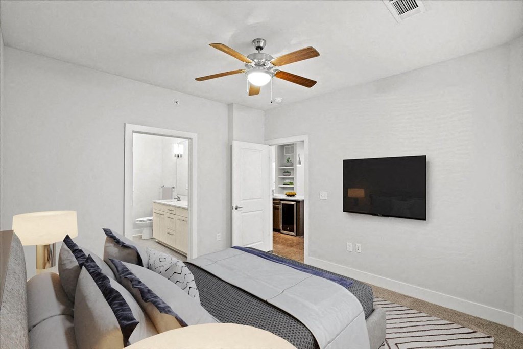 Bedroom With Ceiling Fan at 46 Penn Apartment Homes, Kansas City, Missouri