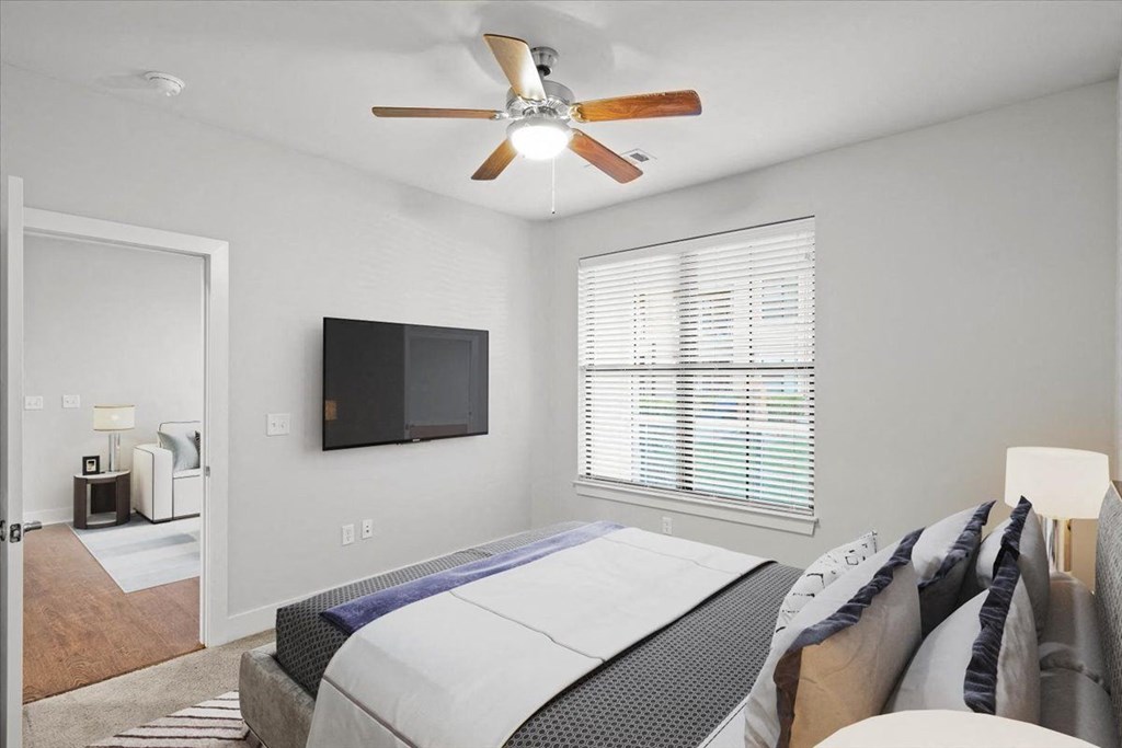 Large Bedroom at 46 Penn Apartment Homes, Kansas City, MO