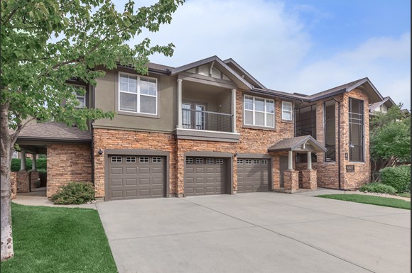 Deer Creek Apartments, 12849 Metcalf Ave, Overland Park, KS - RENTCafé