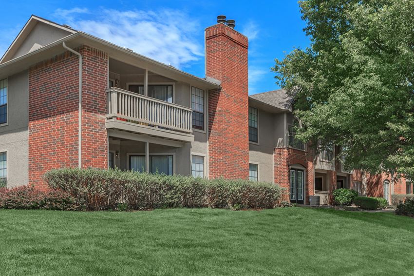 Highland Park Apartment Homes, 10334 Goddard, Overland Park, KS RentCafe