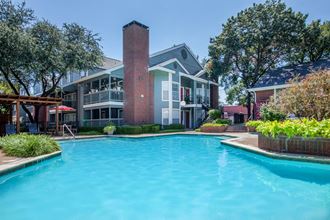 pool and apartments  at Pear Ridge, Dallas - Photo Gallery 4