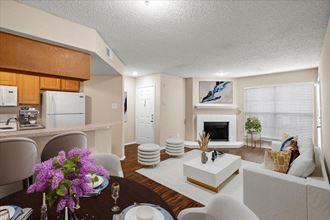 4753 Old Bent Tree Lane 1-2 Beds Apartment for Rent - Photo Gallery 1