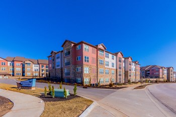16621 Lowell Avenue, #1204 1-3 Beds Apartment for Rent - Photo Gallery 4