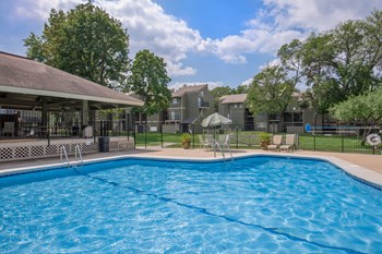 6313 W. 75th Street 1-2 Beds Apartment for Rent - Photo Gallery 4