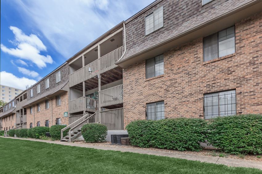 Malvern Hill Apartment Homes, 3942 Adams St 1, Kansas City, KS RentCafe