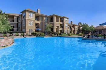 13810 S. Pflumm Road 1-3 Beds Apartment for Rent - Photo Gallery 3