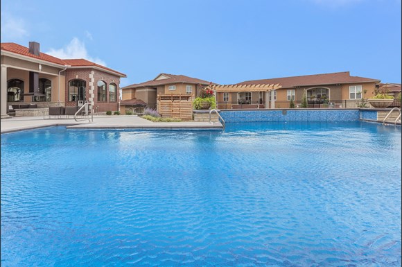 Sorrento at Deer Creek Apartments, 7700 W. 126th Terrace, Overland Park