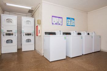 Washer and dryer at Wind River Lodge, Lenexa, KS, 66219