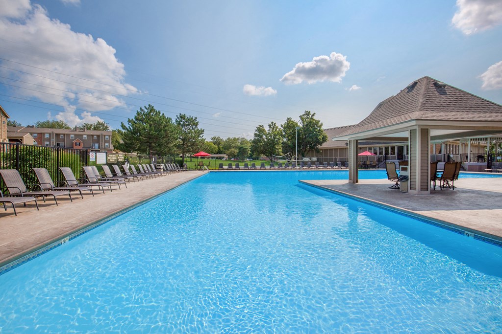 Swimming at Wind River Lodge, Lenexa, 66219