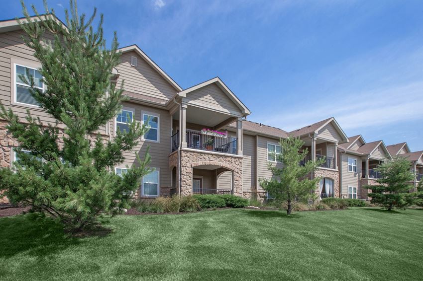 Stonepost Ranch Apartment Homes, 12801 W. 136th Street, Overland Park ...