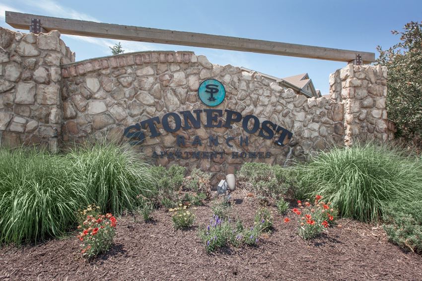 Stonepost Ranch Apartments, 12801 W. 136th Street, Overland Park, KS