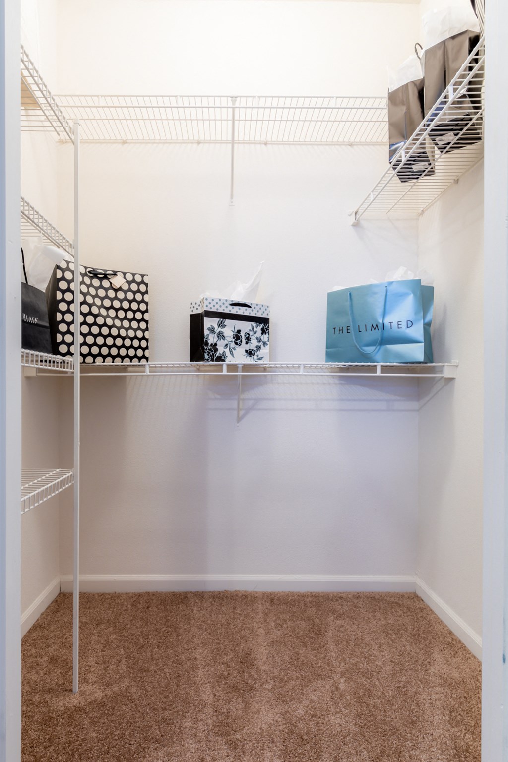 Closet at Wynnewood Farms Apartments, Overland Park, KS, 66209