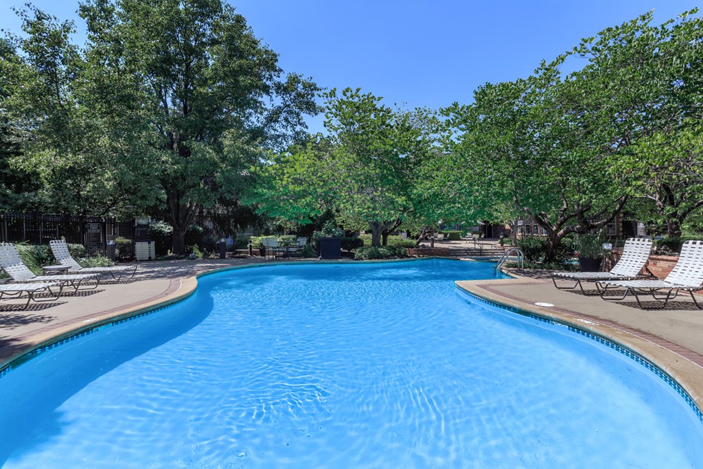 Pool at Wynnewood Farms Apartments, Overland Park, KS