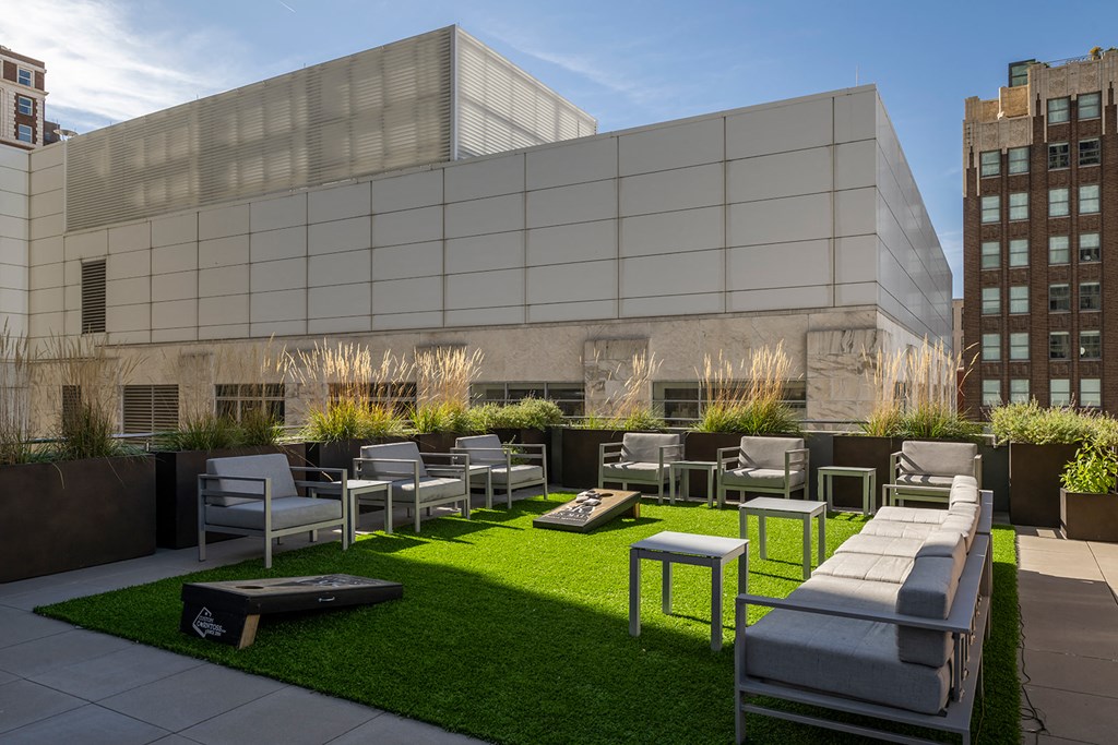 aerial view of rooftop at Sky On Main Apartments, Missouri City 64105